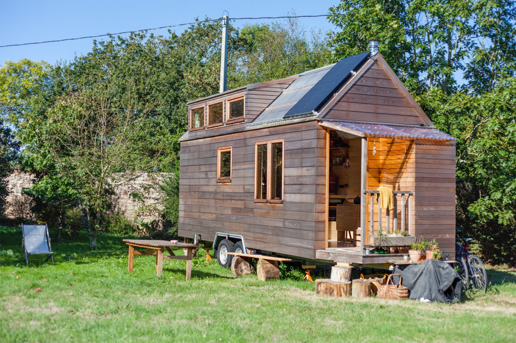 Quelle est la différence entre une caravane, un mobile-home et une tiny  house ? - Tiny House France
